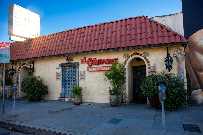 El Comadre, Hollywood